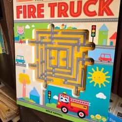 Find your way maze - Fire truck (Gaseste-ti drumul in labirint - masina de pompieri - carte in limba engleza)