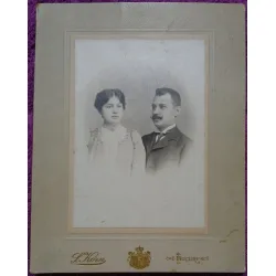 Fotografie tip CDV, barbat si femeie, sfarsit de secol XIX