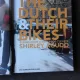 THE DUTCH  AND THEIR BIKES, SCENES FROM A NATION OF CYCLISTS - SHIRLEY AGUDO  (CARTE DE FOTOGRAGIE)
