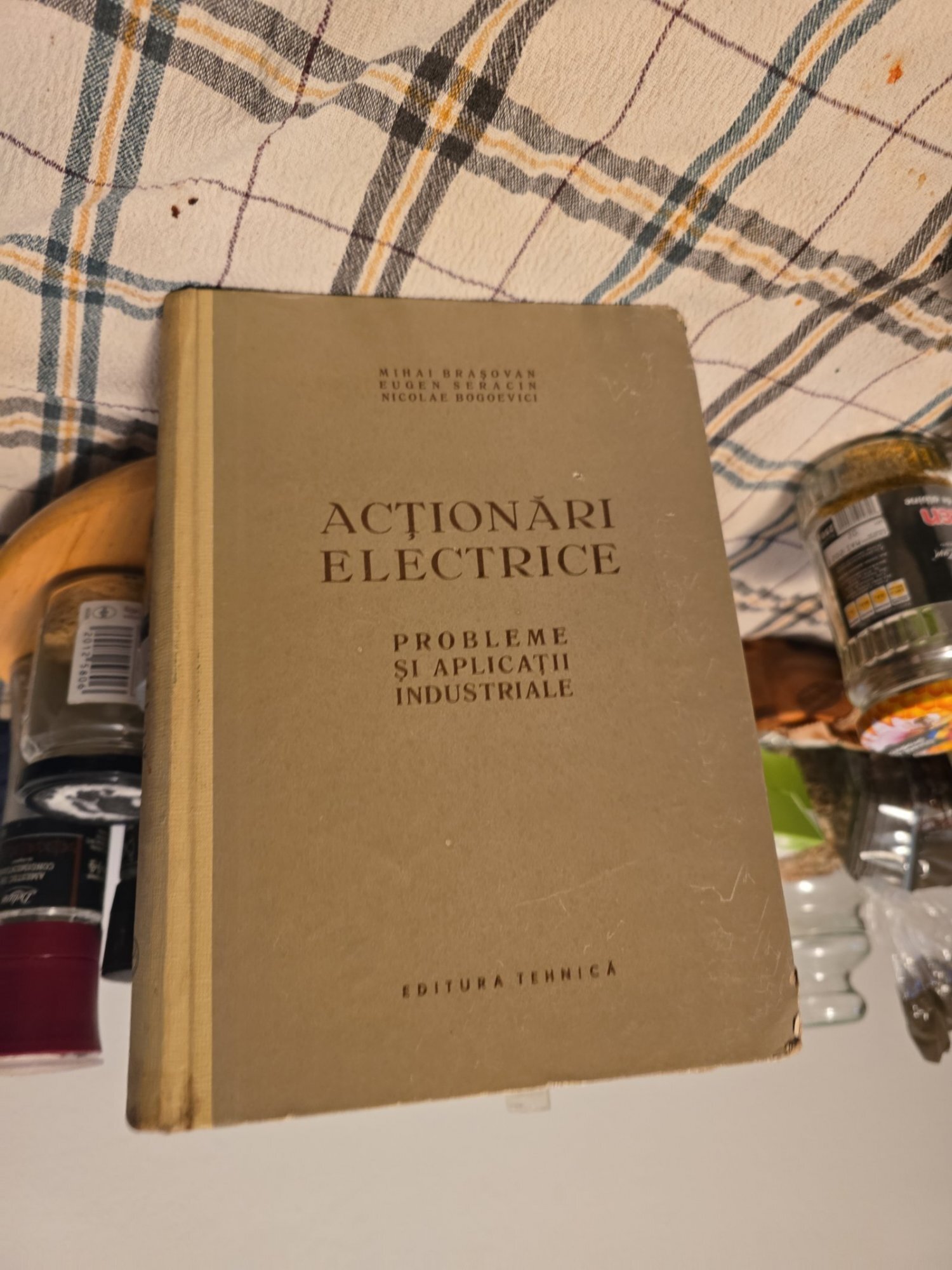 Acționari electrice - Mihai Brașovan, Eugen Seracin, Nicolae Bogojeviți