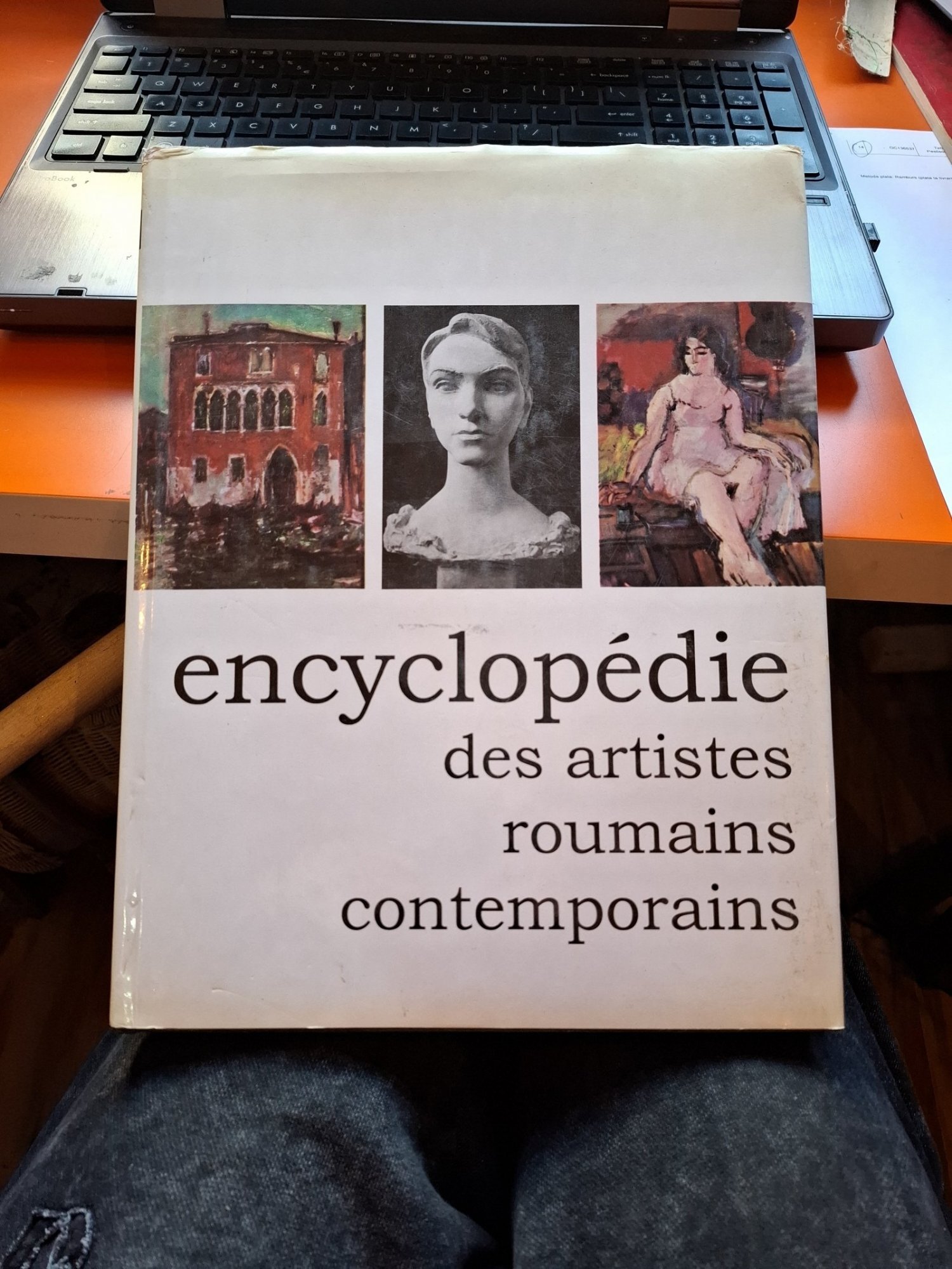Encyclopédie des artistes roumains contemporains (contine dedicatie) - Alexandru Cebuc , Vasile Florea , Negoita Laptoiu