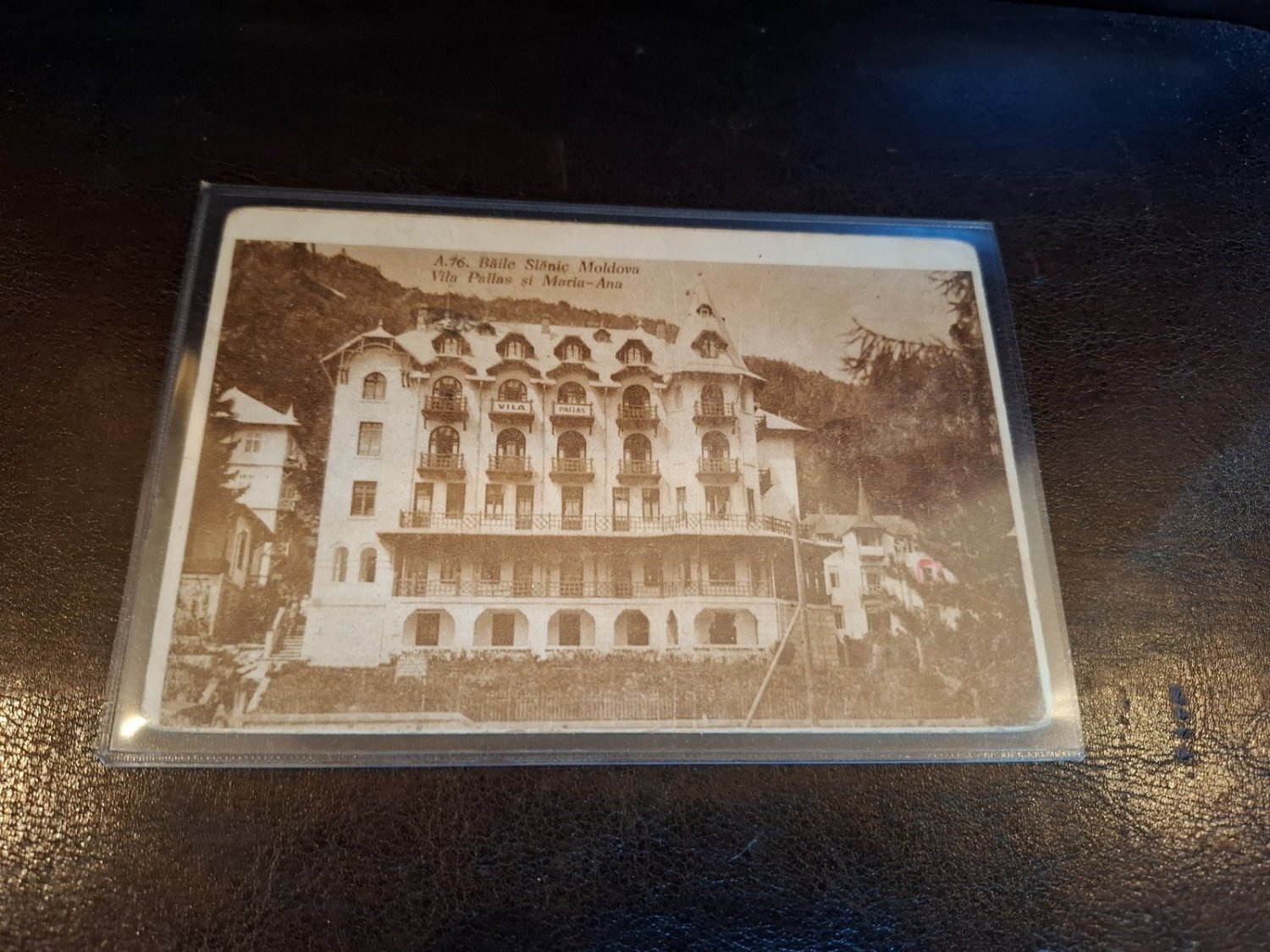 Carte postala Baile Slanic Moldova , Vila Pallas si Maria-Ana - (circulata)