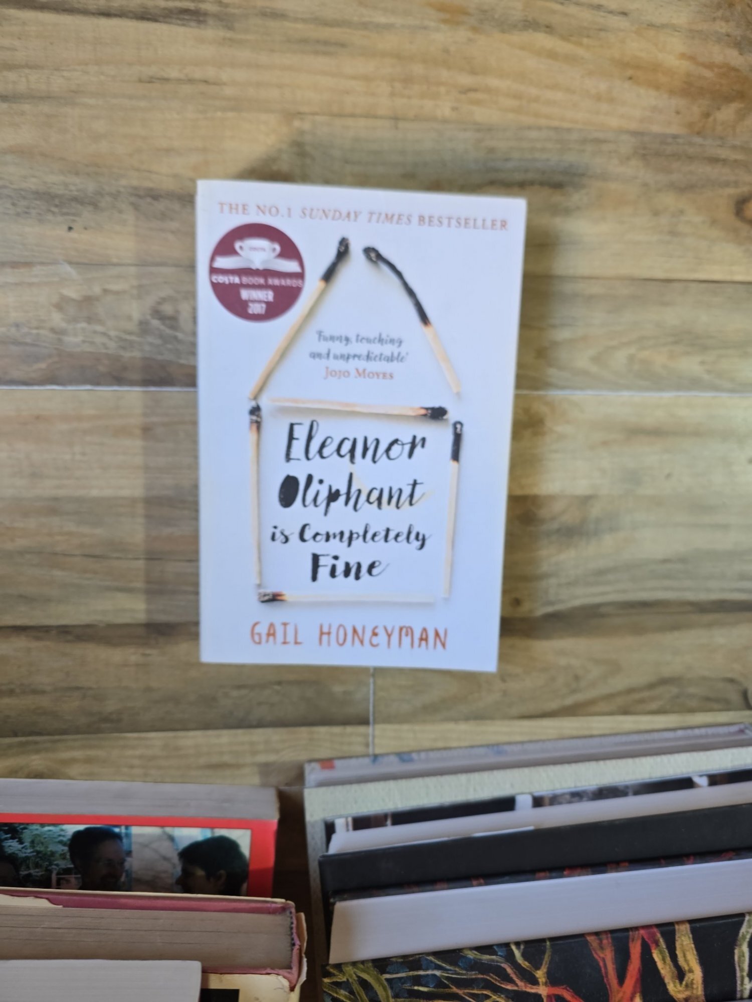Eleanor Oliphant is Completely Fine - Gail Honeyman