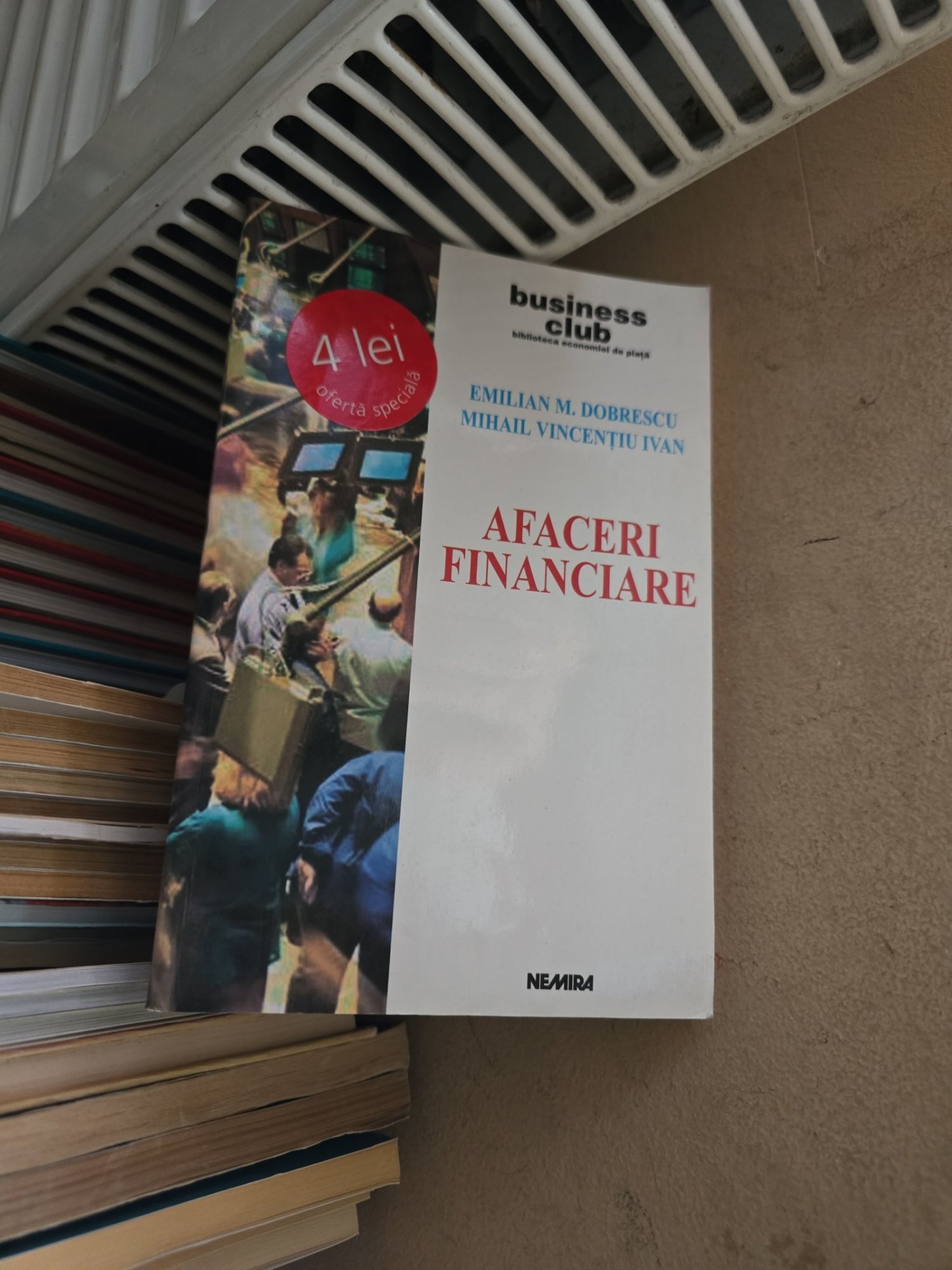 Afaceri Financiare - Emilian M. Dobrescu, Mihail Vincentiu Ivan