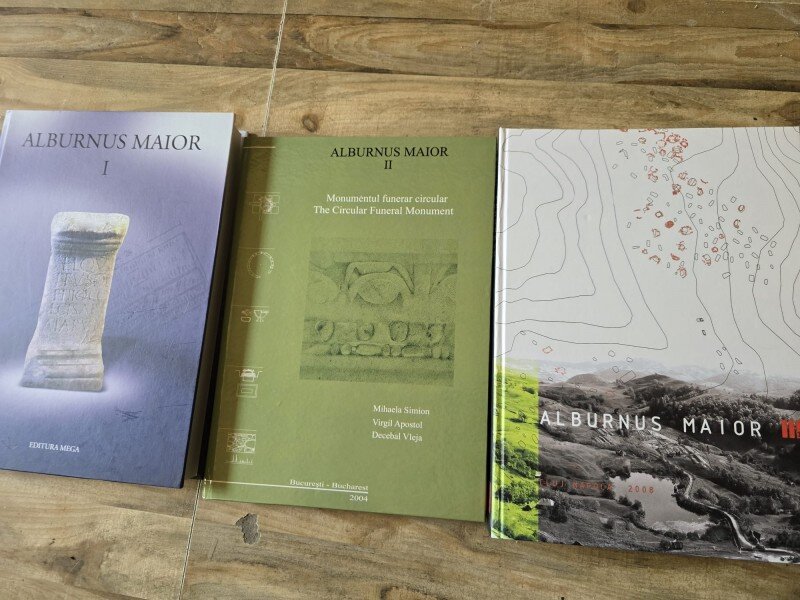 Alburnus Maior - Rosia Montana - 3 Volume. Serie monografica