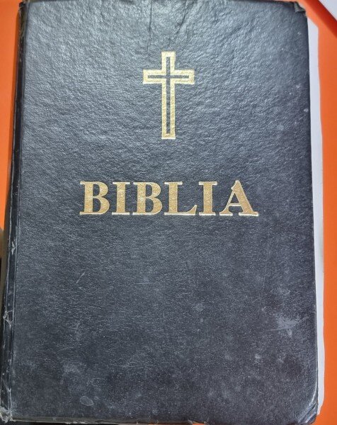 Biblia sau Sfanta Scriptura 1997 - Tiparita sub indrumarea si cu purtarea de grija a Prea Fericitului Parinte Teoctist