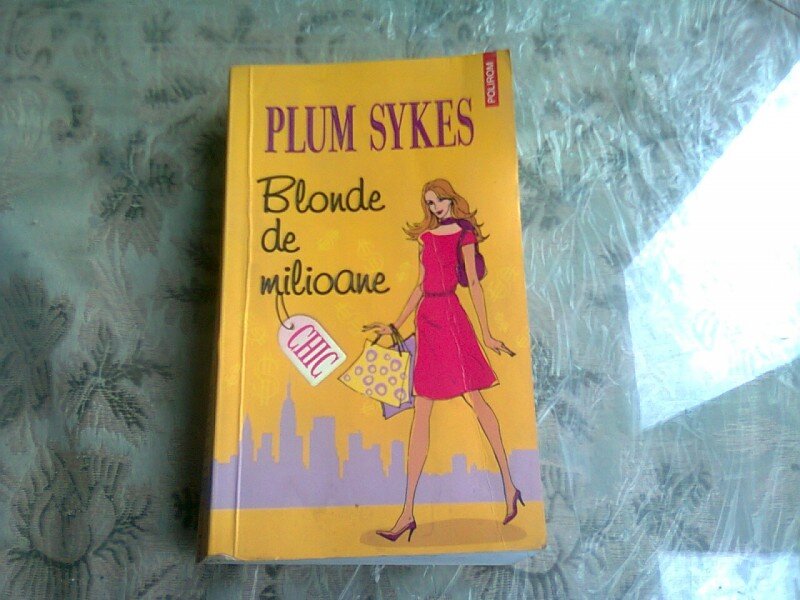 BLONDE DE MILIOANE - PLUM SYKES