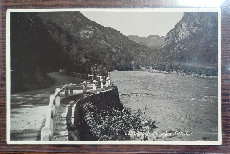 Carte postala - Calimanesti: Pe valea Oltului