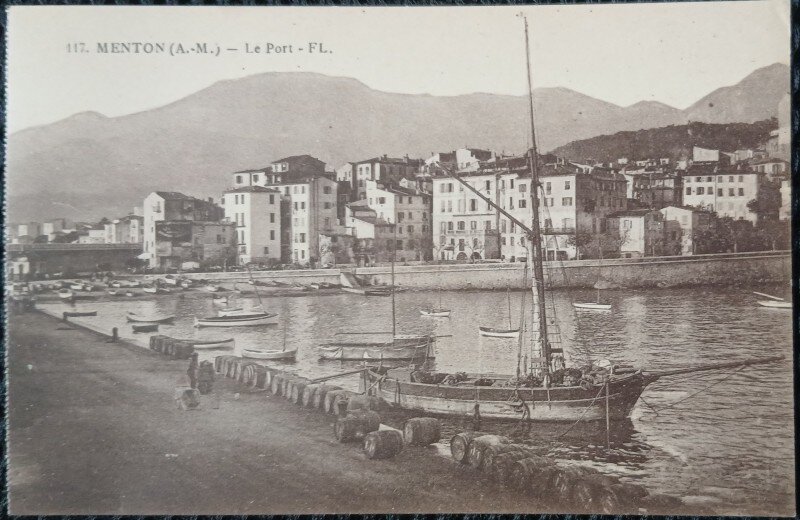 Carte Postala, Franta-Menton, Le port, perioada interbelica