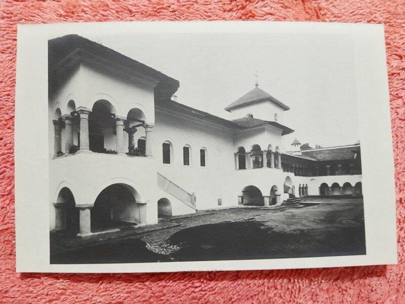 Carte postala, Manastirea Horezu, vedere spre Staretie