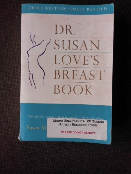 DR. SUSAN LOVE S BREAST BOOK - SUSAN M. LOVE  (TEXT IN LIMBA ENGLEZA)