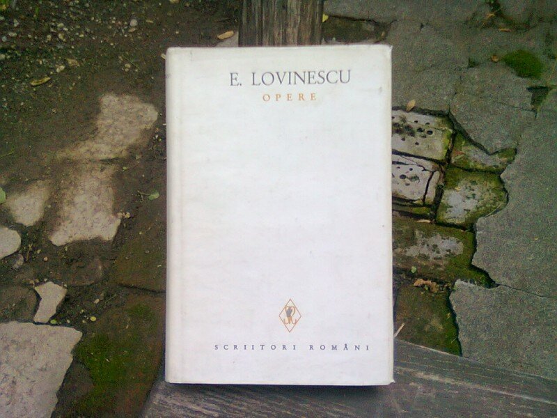 E. LOVINESCU - OPERE VOL.II  (EDITIE IN LIMBA FRANCEZA)