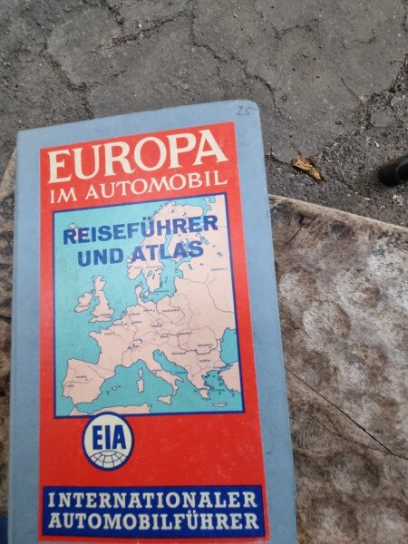 Europa im automobil - Reisefuhrer und atlas
