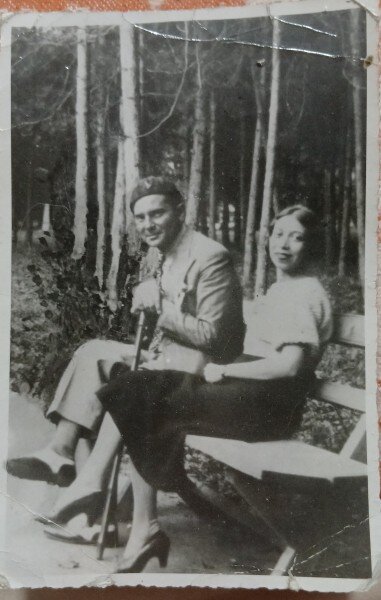 Fotografie, Barbat si femeie in excursie, la munte, 1934