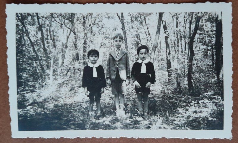 Fotografie, Geo Litarczek, parintele radiologiei romanesti impreuna cu doi prieteni, padurea Baneasa 1935