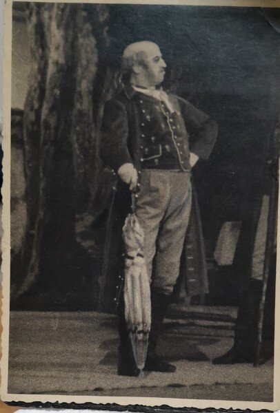 Fotografie, George Niculescu-Basu (1882-1964), in opera Mireasa Vanduta