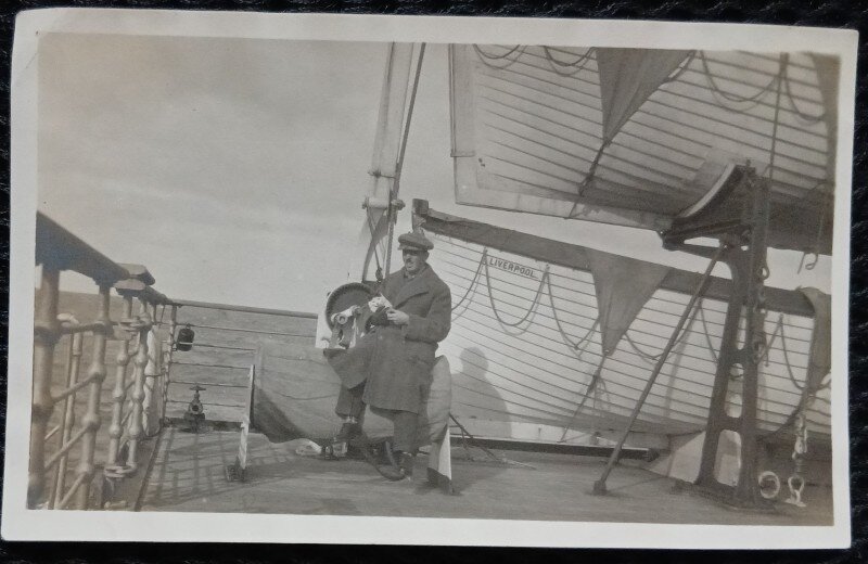 Fotografie, Tatal lui Geo Litarczek, parintele radiologiei romanesti, pe vapor, perioada interbelica
