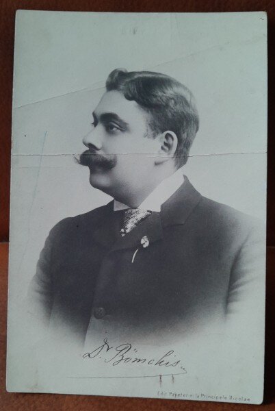 Fotografie tip carte postala, barbat Dr. Bomchis, perioada interbelica