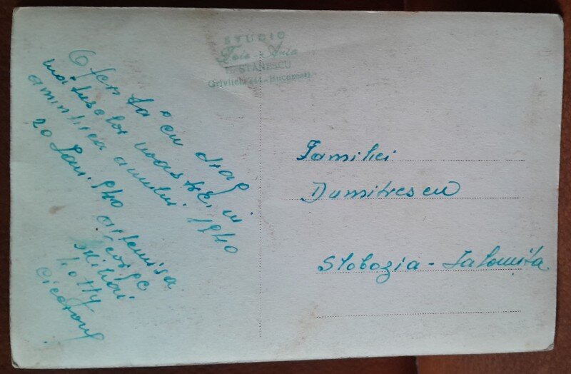 Fotografie tip carte postala, familie 1940