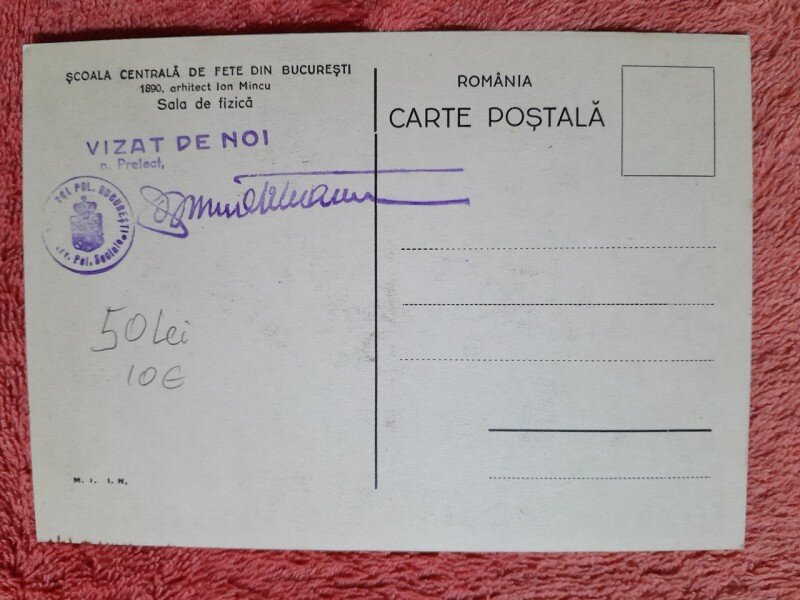 Fotografie tip carte postala, Scoala Centrala de Fete din Bucuresti, sala de fizica, inceput de secol XX