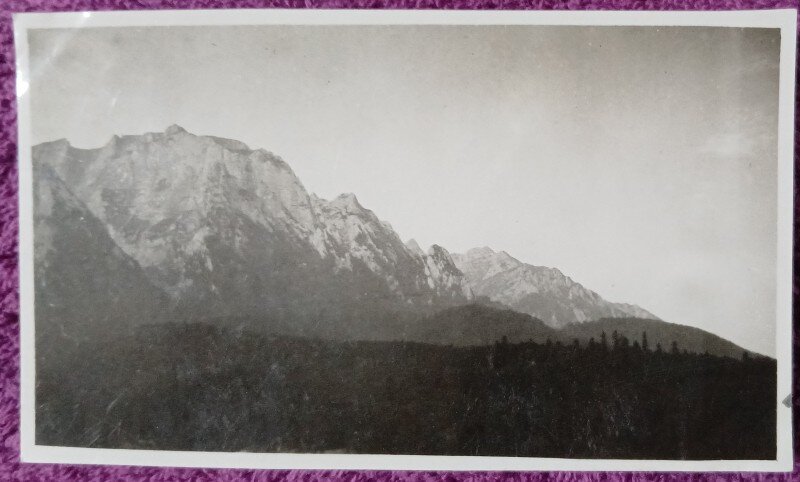 Fotografie, Varful Costila vazut de pe drumul spre Manusa Morarului, 1930