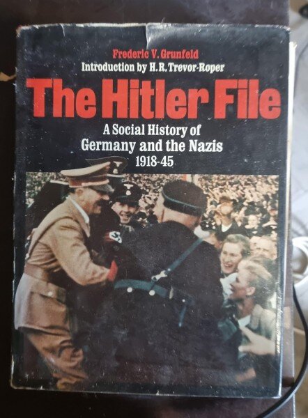 Grunfeld Frederic - The Hitler File. A Social History of Germany And The Nazis 1918-45