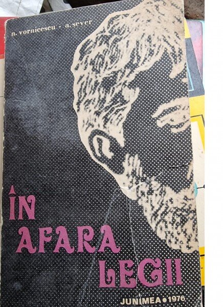 In afara legii-Ion Florea  cu dedicatie