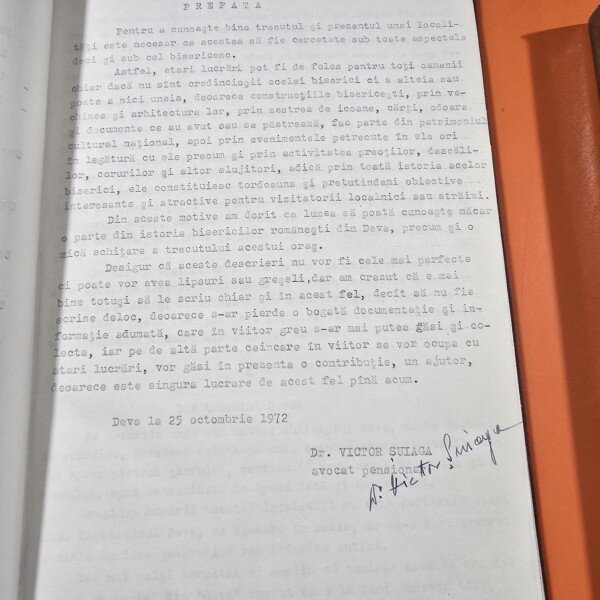 Istoria Bisericii Ortodoxe Romane din Deva - Victor Suiaga, cu dedicatia autorului