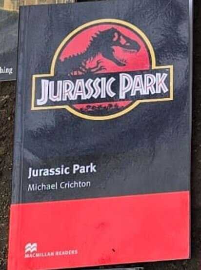 Jurassic Park - Michael Crichton