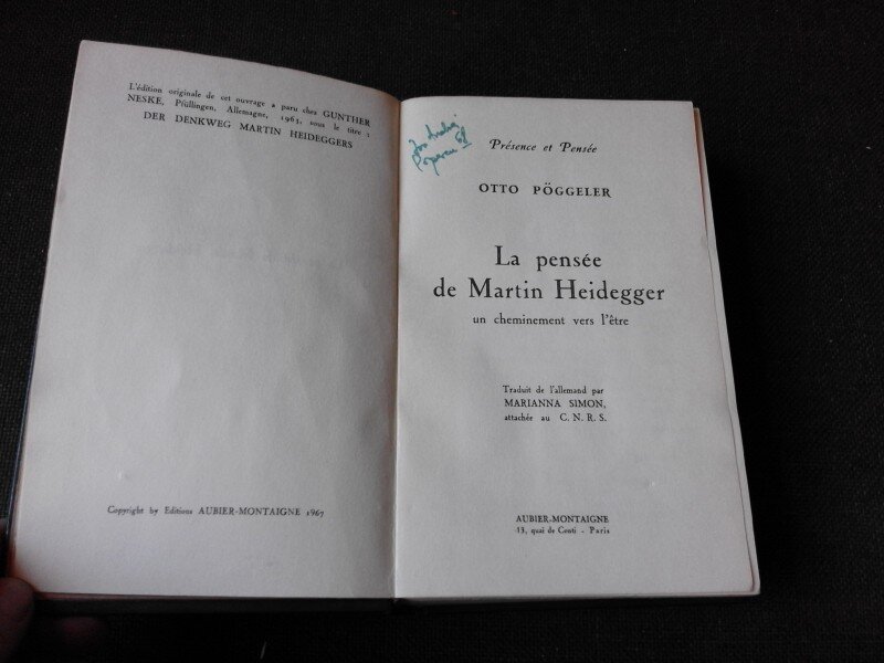 LA PENSEE DE MARTIN HEIDEGGER - OTTO POGGELER   (CARTE IN LIMBA FRANCEZA)