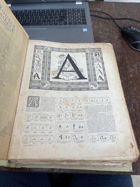 Larousse du XXe Siecle en six volumes (contine Fasciculele 1-61, vezi descriere)