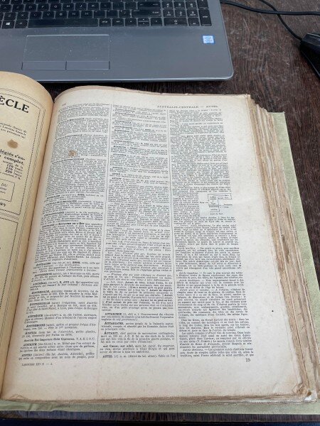 Larousse du XXe Siecle en six volumes (contine Fasciculele 1-61, vezi descriere)