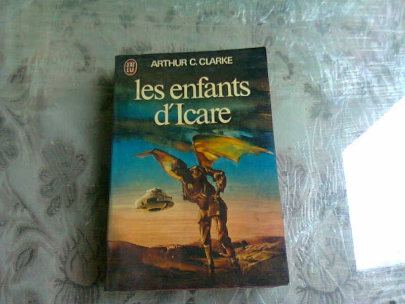LES ENFANTS D'ICARE - ARTHUR C. CLARKE  (CARTE IN LIMBA FRANCEZA)