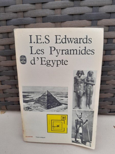 Les pyramides d Egypte - I.E.S. Edwards