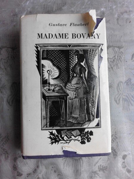 MADAME BOVARY - GUSTAVE FLAUBERT  (CARTE IN LIMBA FRANCEZA)