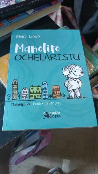 Manolito Ochelaristu' - Elvira Lindo