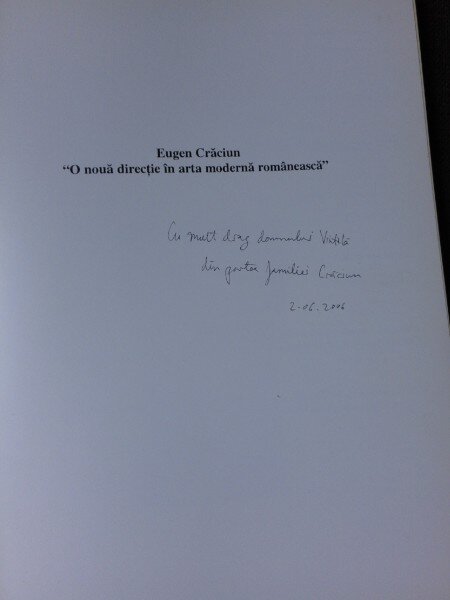 'O noua directie in arta moderna romaneasca' , Eugen Craciun , vol 2 , (cu dedicatie de la autor pentru Petru Vintila)