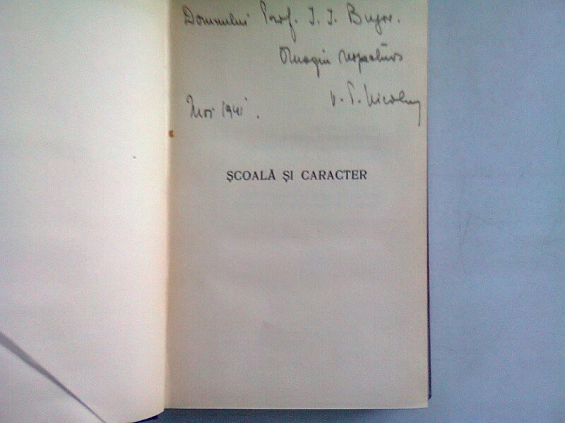 SCOALA SI CARACTER - V.P. NICOLAU   (CU DEDICATIE)