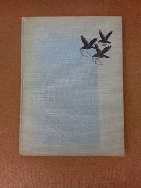 The land of lost Handkerchiefs - Marjorie Knight  (carte in limba engleza)