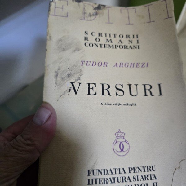 Tudor Arghezi - Versuri. Editie definitiva ingrijit de autor. A doua editie adaugita