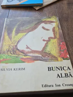 Bunica albă - Silvia Kerim