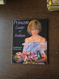 Princess Leader of Fashion - Martina Shaw