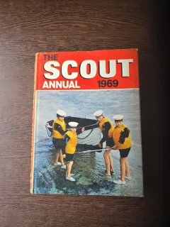 The Scout Annual 1969 - revista anuala a cercetasilor- in engleza