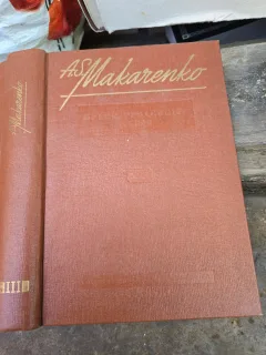 Învățământul și educația în societatea sovietică - A.S. Makarenko Vol. 3