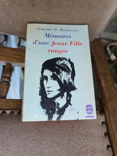 Mémoires d/une Jeune Fille rangée - Simone de Beauvoir