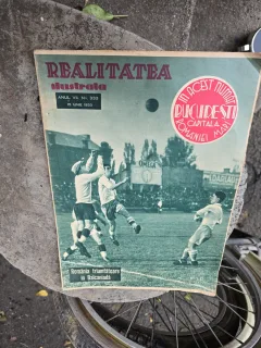 Realitatea ilustrată - Anul VII Nr. 333 Iunie 1933