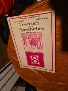 Lesebuch und Sprachlehre - Hans W. Schneider, Hannelore Bock