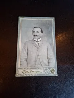 Fotografie tip CDV Barbat in Costum , Ploiesti - Aspasia Iesanu