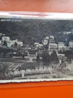 Carte postala Slanic Moldova vedere generala si parcul - (circulata)