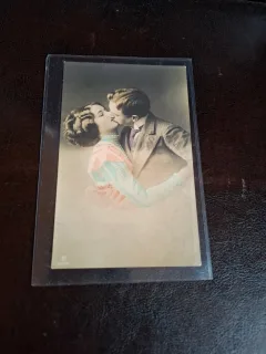 Carte postala ilustrata , tematica romantica , cuplu - circulata